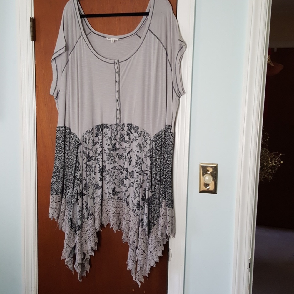 Blouse/beac h cover up
